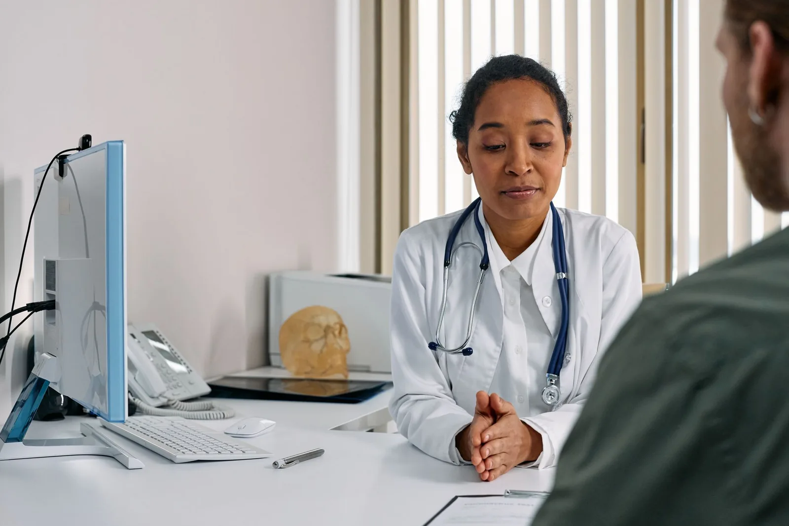 Consultation chez un médecin, assurance santé pour les expatriés en Espagne